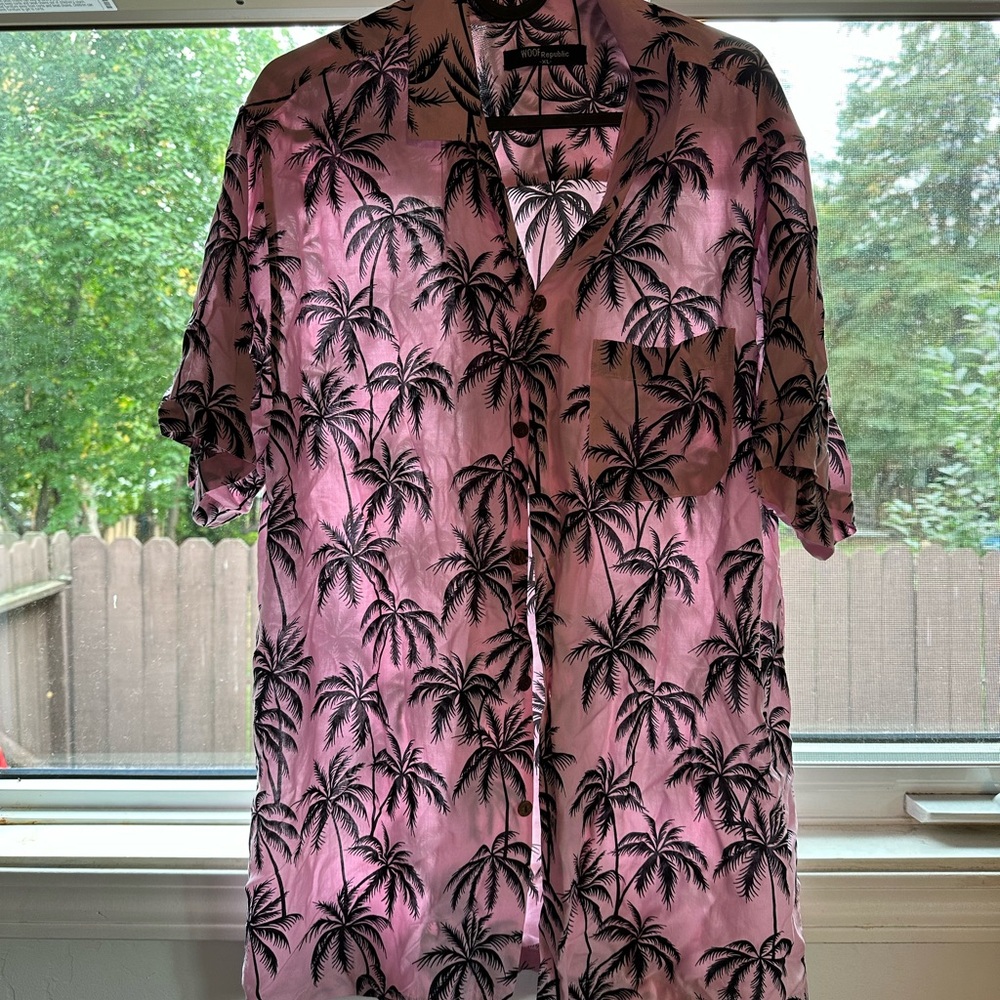 Woof Republic XL men’s Hawaiian shirt. Never worn